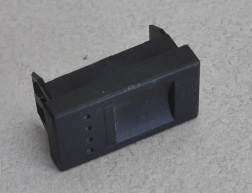 VW Polo 6N2 (99-01) Blind Stopfen Deckel Blende Abdeckung Schalter #35098-B175