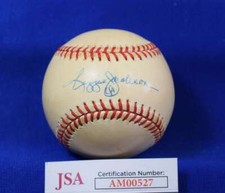 2017 National Sports Collectors Convention Guide 40