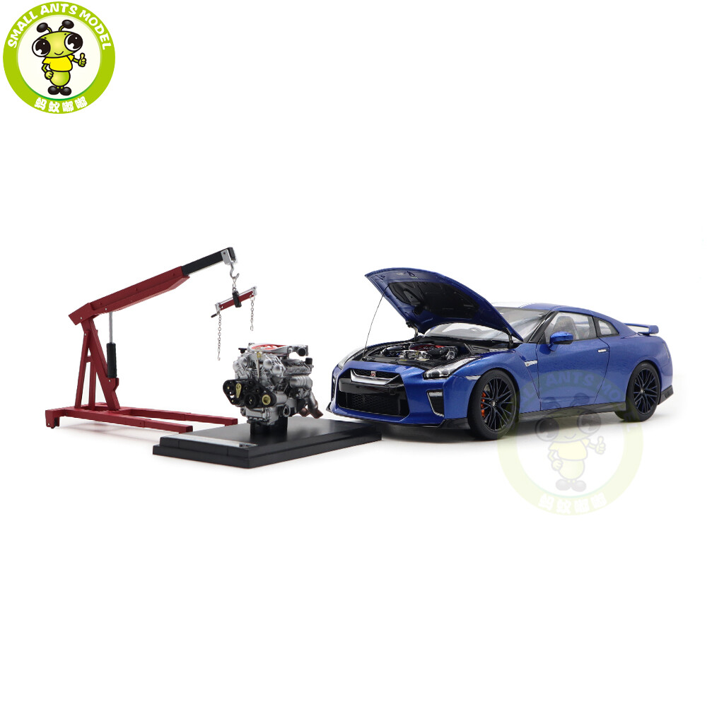 1/18 MOTORHELIX Nissan GT R GT-R R35 50th Anniversary Diecast