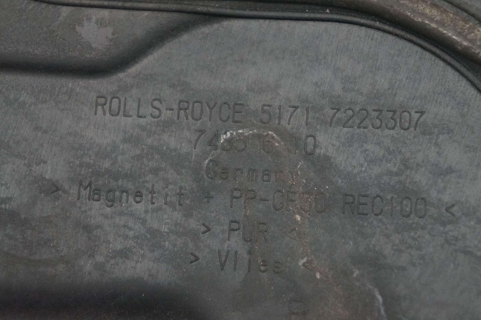 Engine Bulkhead Lower Left Trim Panel Section 51717223307 Rolls Royce Ghost 2010