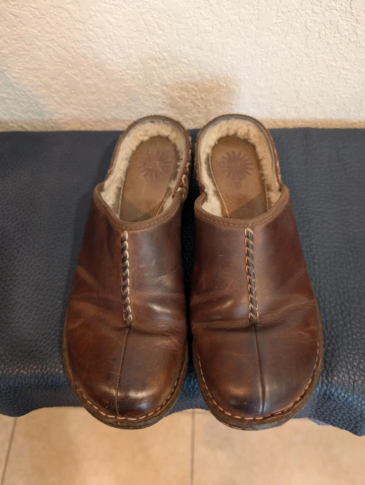 UGG Womens Brown Leather Sherpa Lined Slip On Clog Shoes Size 10  - Image 2 of 4