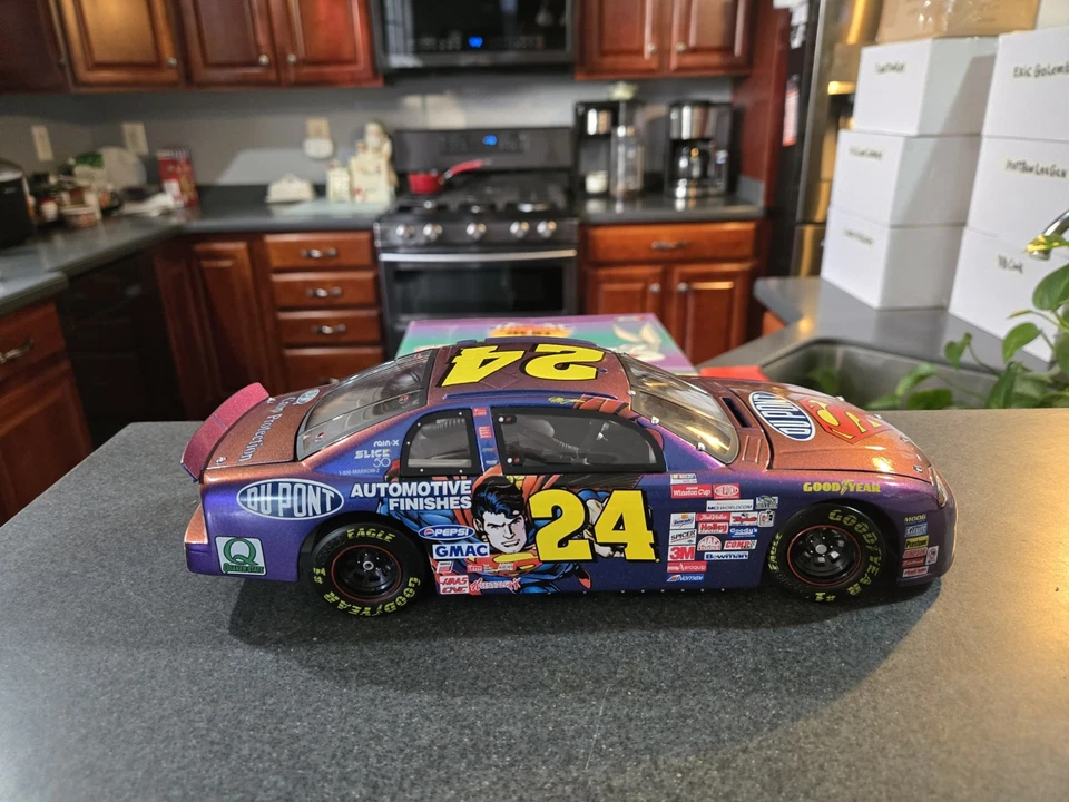 Revell 1:18 Scale Dupont Superman 1999 Monte Carlo Die-Cast Car Jeff Gordon #24 - Image 4 of 4