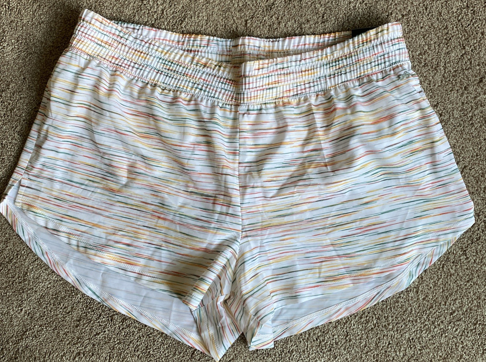 NWT DSG Shorts Women's White Spacedye 3