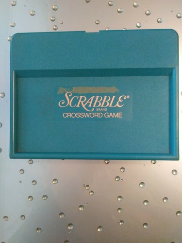 VINTAGE SCRABBLE TRAVEL EDITION BLUE PLASTIC CASE BOX W/ MINI WOODEN TILES - Picture 6 of 7