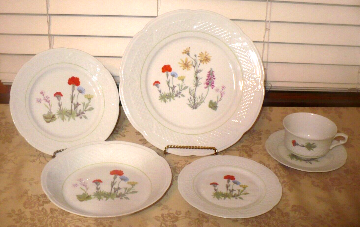 Philippe Deshoulieres Lourioux Porcelaine Wildflowers 6 PIECE