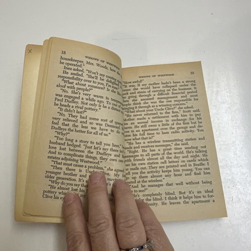 The Widows Of Westwood Marilyn Ross 1976 1st Print vintage Gothic romance - Imagen 10 de 14