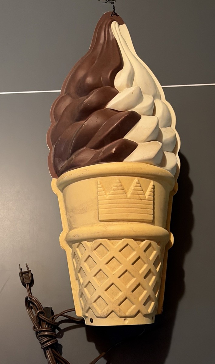アイスクリーム　照明　ディスプレイ　ヴィンテージ Vintage Swirl Ice Cream Giant Soft Serve Store Restaurant Light Up
