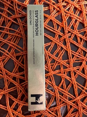 NIB Full Size HOURGLASS UNLOCKED Instant Extentesions Mascara ''ESPRESSO''