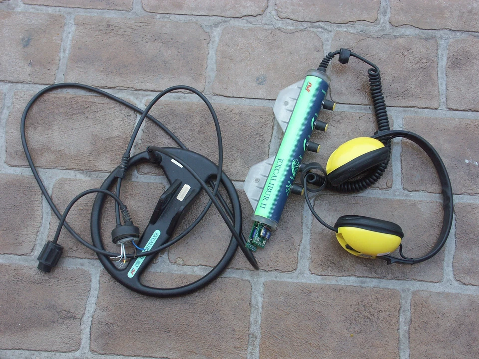 Metal detector's searchcoil cable replacement (repair labor) - Image 3 of 4