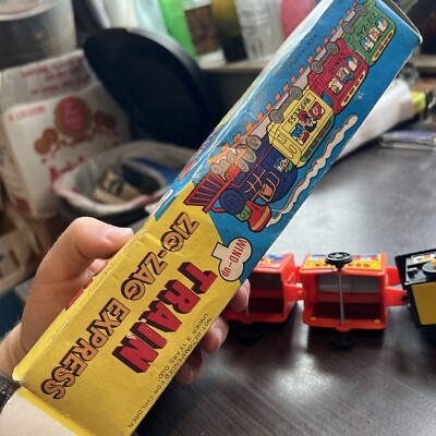 Wind Up ZIG-ZAG COMIC Western EXPRESS Tin Toy Train w/ Box Vintage
