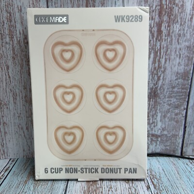 CHEFMADE Donut Mold Cake Pan, 6-Cavity Non-Stick Heart Doughnut 