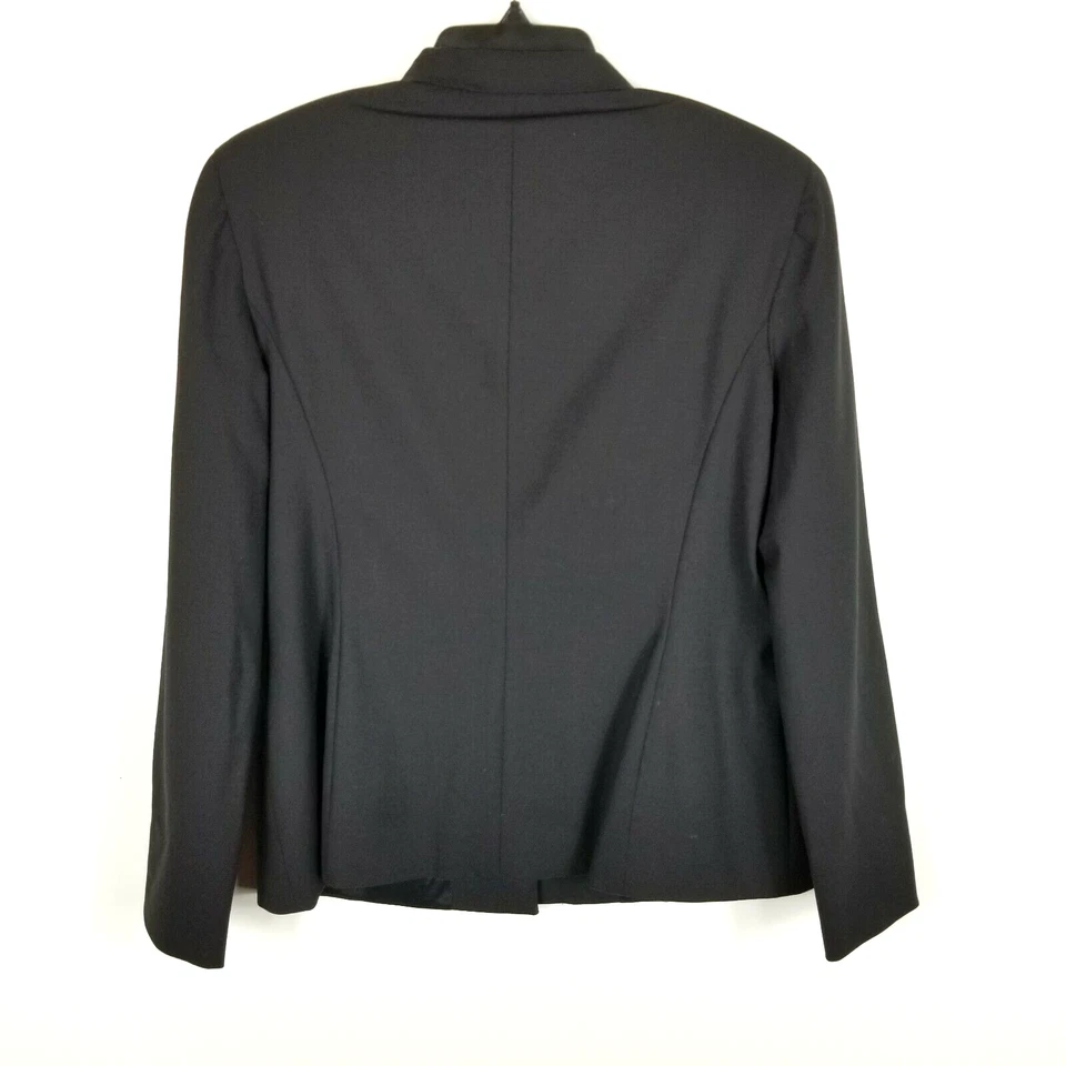 Женская куртка Giorgio Armani Le Collezioni из шерстяной смеси на кнопках черная 8 - Изображение 2 из 3