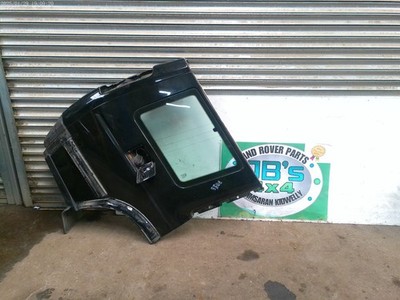 LAND ROVER DISCOVERY 2 TD5 OFF SIDE HECKVIERTEL VERKLEIDUNG LACKCODE 697
