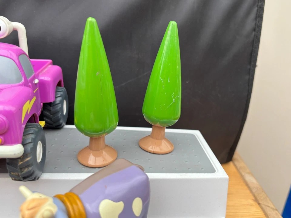 Tractor Tom Toy Bundle Contender 2002 Tom, Rev Fi, Matt, Riff , Mo, Sheep - Image 4 of 4