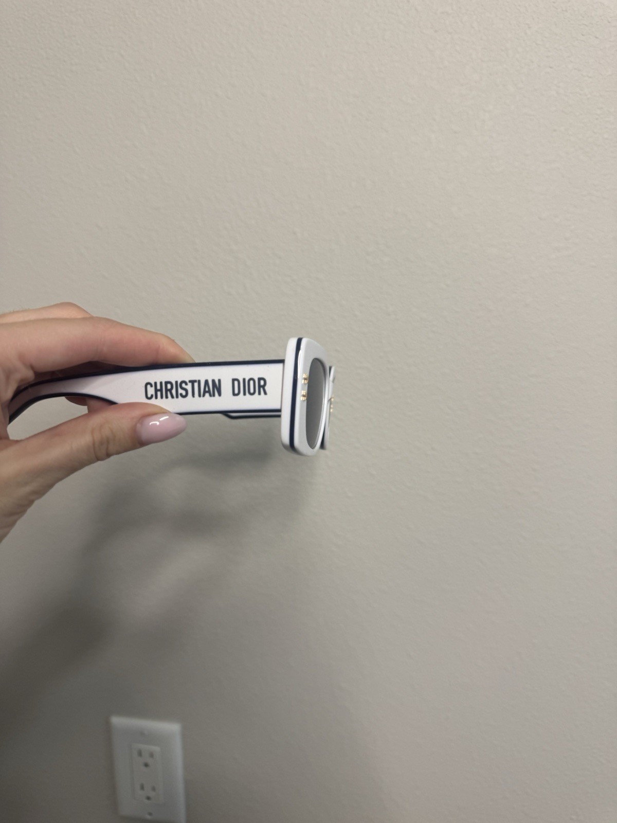 Dior sunglasses rectangular white with box - image 8