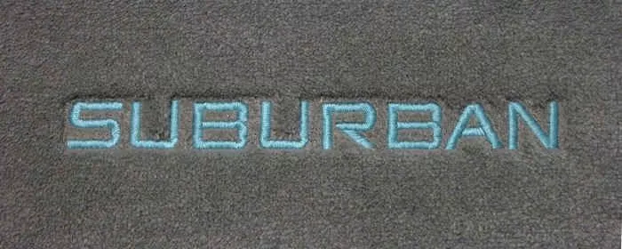 Alfombrillas delanteras personalizadas Lloyd Mats Velourtex Chevrolet Suburban (1973 en adelante) Foto 4 de 4