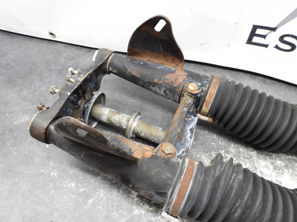 BSA C15 C15C 250 1965 horquillas revueltas y árboles triples 863 Foto 4 de 4