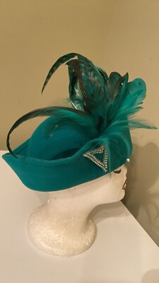 Beautiful Emerald Green Dress/Church Hat By Jack McConnell  display picture 1