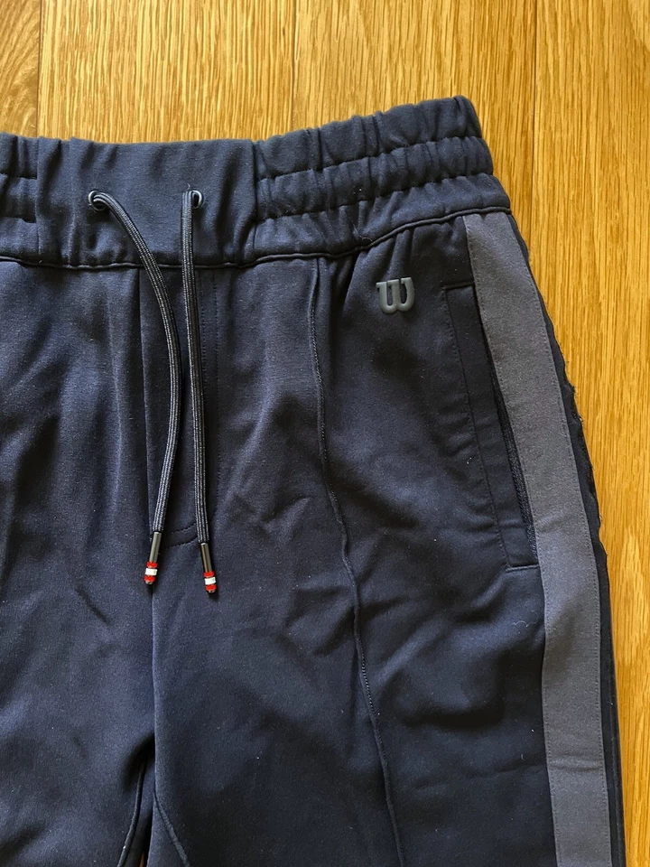 Women’s Wilson Track Suit Preowned. Size Small - Image 3 of 4