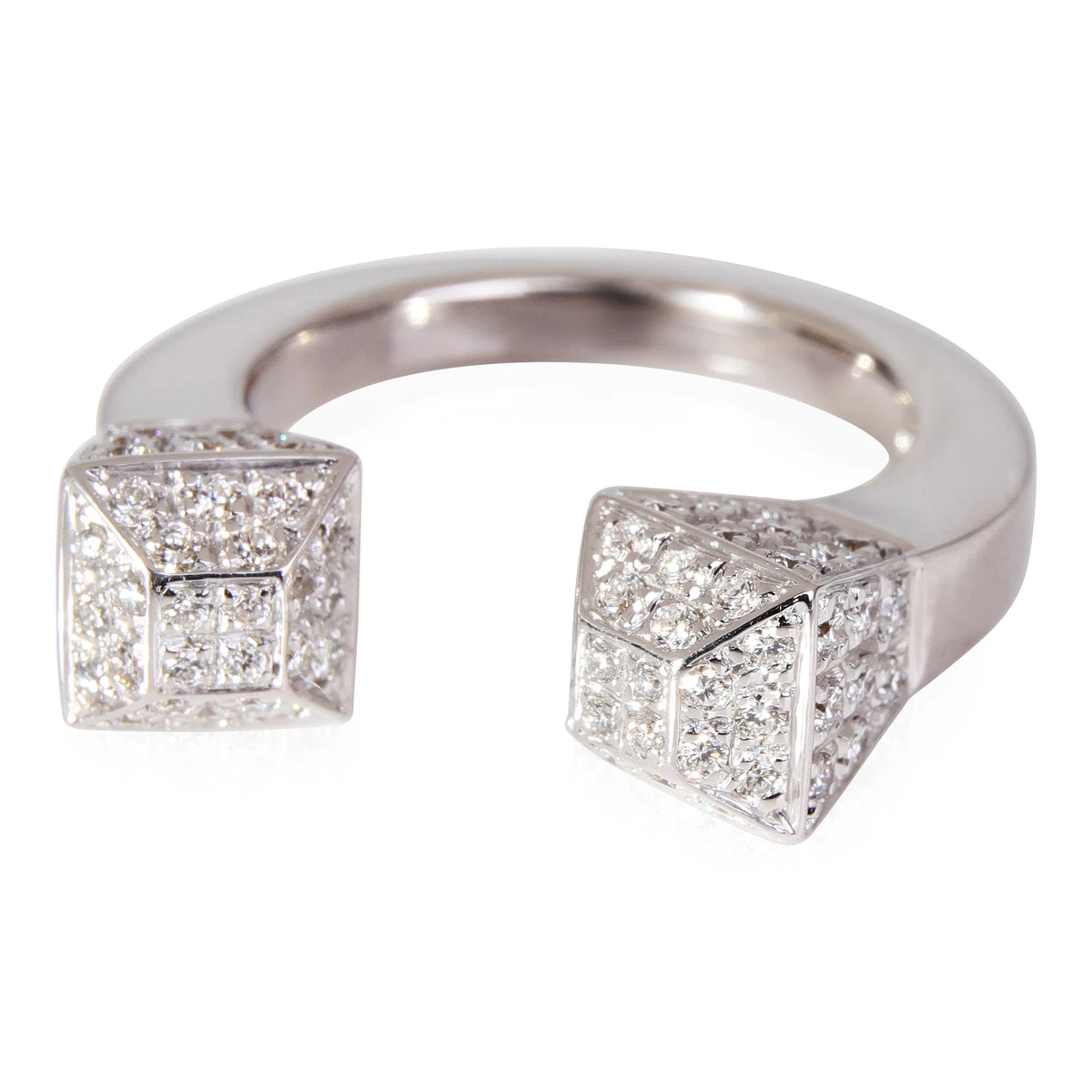 Gucci Chiodo Diamond Nailhead Ring in 18k White Gold 0.60 CTW