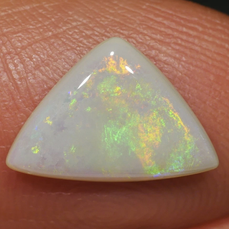 1.81 ct Edelopal Opal SchmuckEdelstein Cabochon Lightning Ridge - Australien - Bild 2 von 4