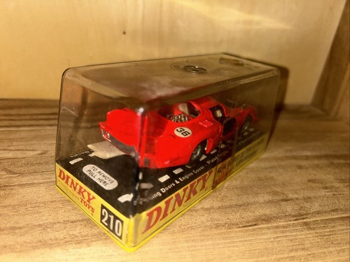 Dinky Toys GB N° 210 Alfa Romeo 33 Tipo Le Mans Mai Giocato In Scatola 1/43 - Foto 4 di 6