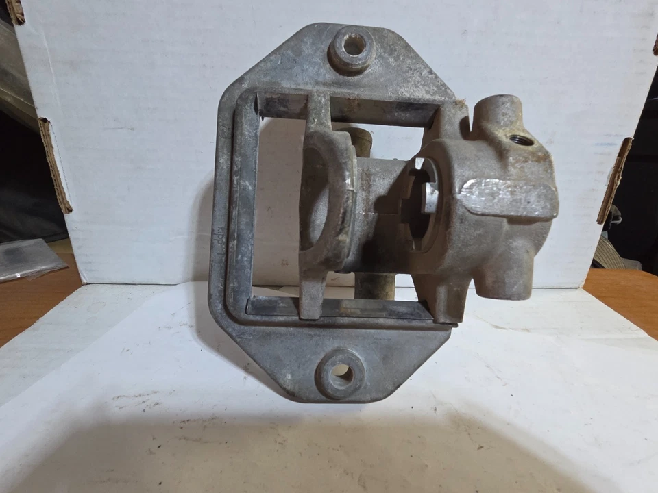 Polaris 98 RMK 600 Brake Caliper /1910346 - Image 2 of 4