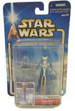 VINTAGE 2002 HASBRO STAR WARS ATTACK OF THE CLONES TAUN WE ACTION FIGURE IN BOX