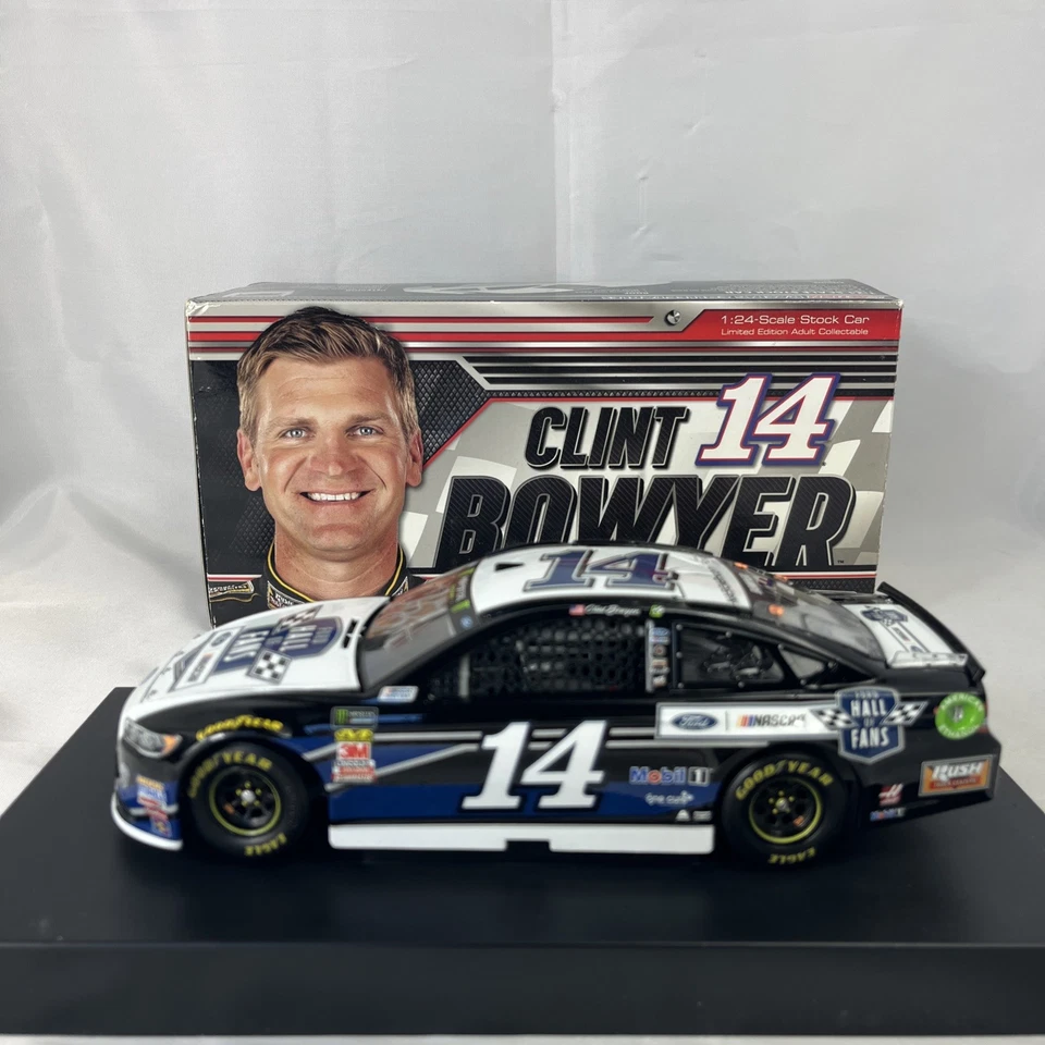 Autografiado 2018 Clint Bowyer #14 Ford Salón de los Fans 1/24 Lionel Nascar 1/321 Foto 3 de 4