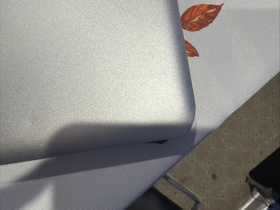 ANTIGLARE LCD SCREEN ASSEMBLY MacBook Pro 15" A1286 early 2011 Grade B - Image 4 of 4