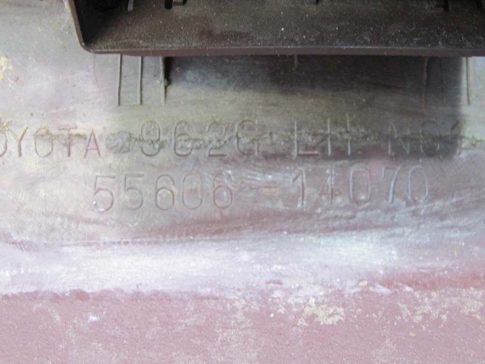 86-89 TOYOTA SUPRA MK3 DELANTERO IZQUIERDO INFERIOR RODILLA MOLDURA PANEL CUBIERTA GRANATE OEM Foto 4 de 4