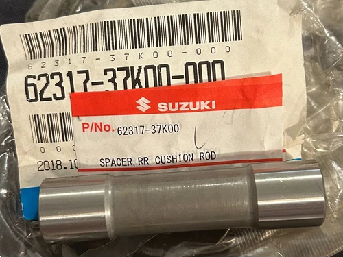 SPACER,RR CUSHION ROD