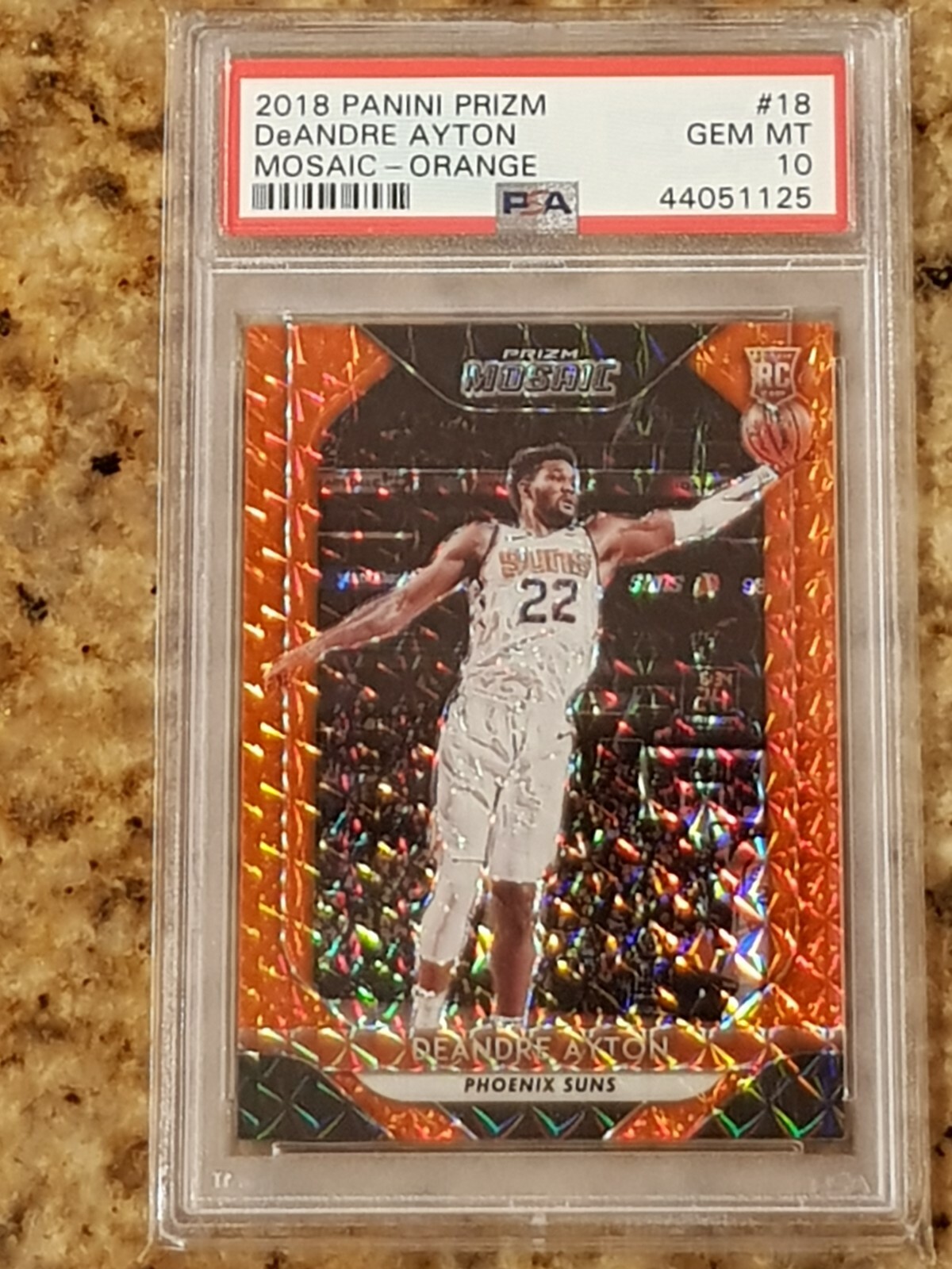 2018-19 Panini Prizm Deandre Ayton Rookie Mosaic Orange Refractor /99 PSA 10