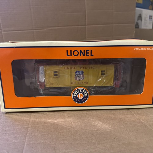 Camiones de metal fundido a presión Lionel Union Pacific Caboose 6-26598 con caja | Condition: New