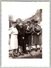 Vtg B W Snapshot Group Portrait Military Man Women Hats Dresses Jun 22 1945