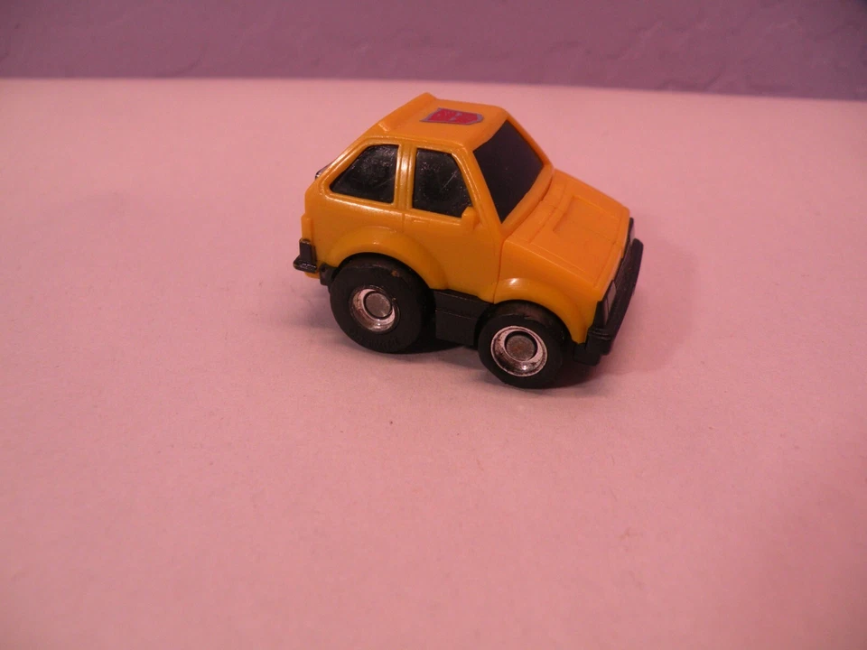 G1 1984 1980 Transformers Cliffjumper/ Bumblejumper / Bumper Takara - Image 3 of 4