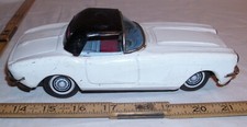 BANDAI 1960s CHEVROLET CORVETTE CAR TIN BATTERY TOY JAPAN IN WHITE