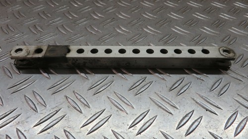 ORIGINAL YAMAHA YZF 750 R YZF750R 4HN - STREBE SCHWINGE HINTERACHSE STABILISATOR