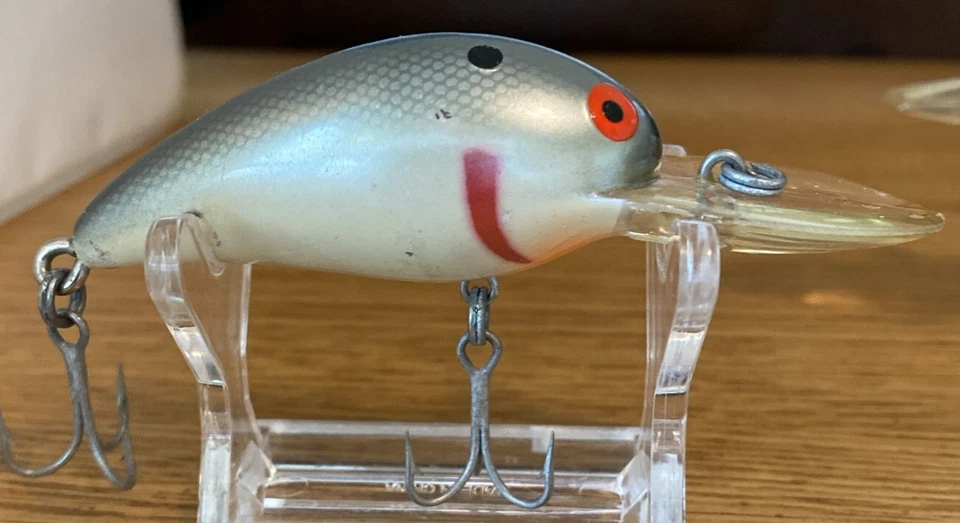 Lote De 6 - Crankbaits Vintage Bombardero MODELO A 6A Cola Tornillo • Grandes Colores Foto 3 de 4