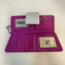 Mundi Candy Silver Purple Clutch Wallet Snap Close Snap Change Area GnuFashion