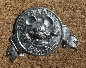 Disney Trading Pin Mickey Mouse Pin WDW Pin-Go Trading Silver Logo