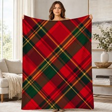 Diagonal Red Green Tartan Plaid Pattern Fleece Throw Blanket