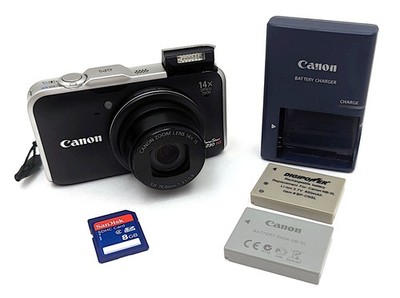 Canon PowerShot SX230 HS 12.1 MP 14x Optical Zoom Black Digital Camera - Bundle