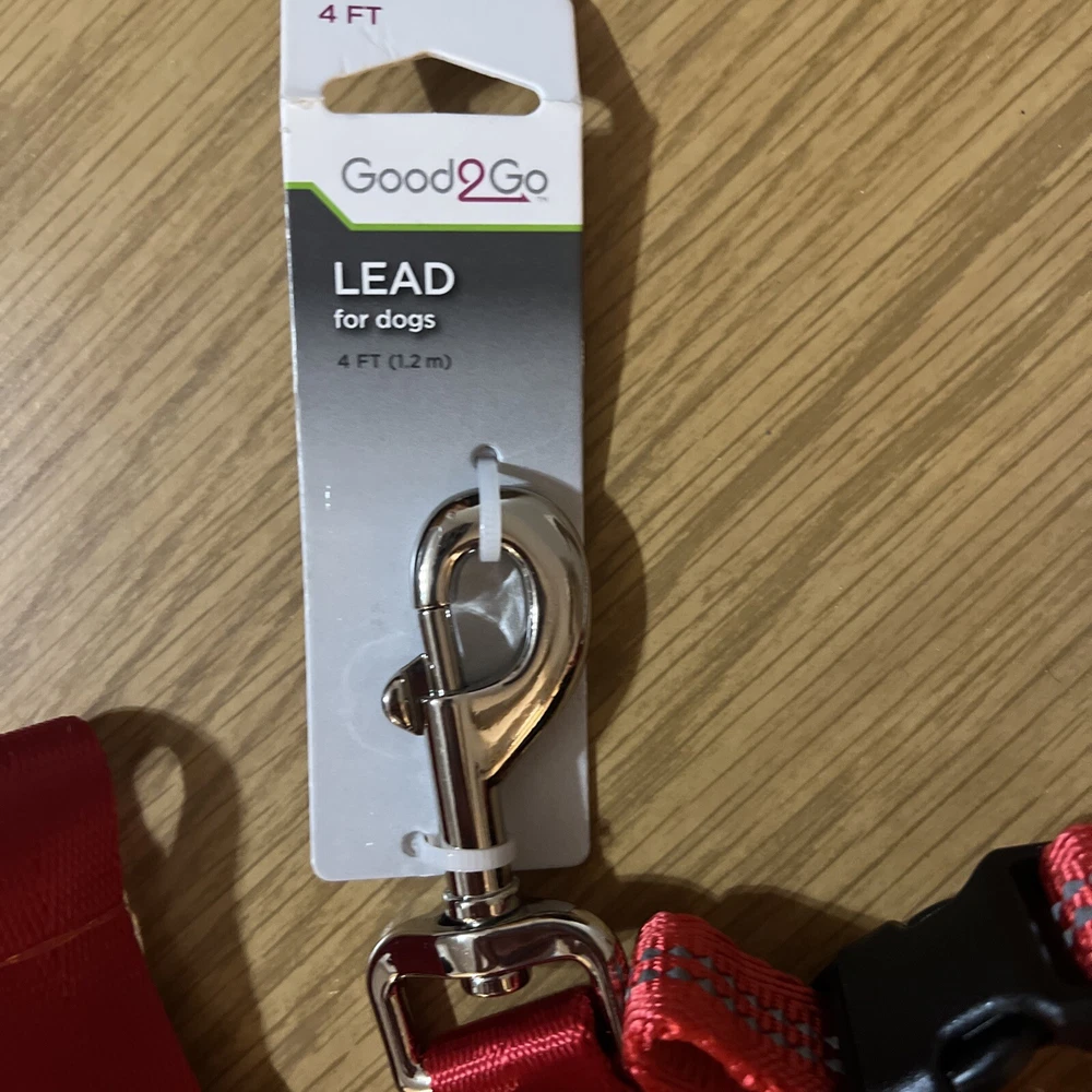 Dog Harness And 4 Ft Lead Red reflective Medium