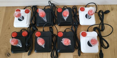 micompuTer Joystick ArcadeR estándar de 9 pines (DB9) compatible con Atari, Commodore, Sinclair, Amstrad, etc., Color: negro con botones rojos