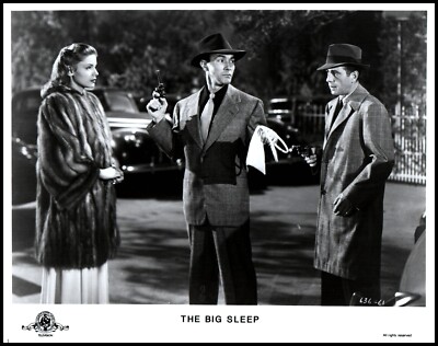 Lauren Bacall + Humphrey Bogart in The Big Sleep (1970s) Hollywood ...