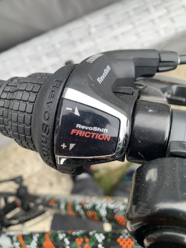 Bicicleta Apollo Interzone | Ruedas de 26". | SOLO RECOGIDA EN EFECTIVO Foto 4 de 4