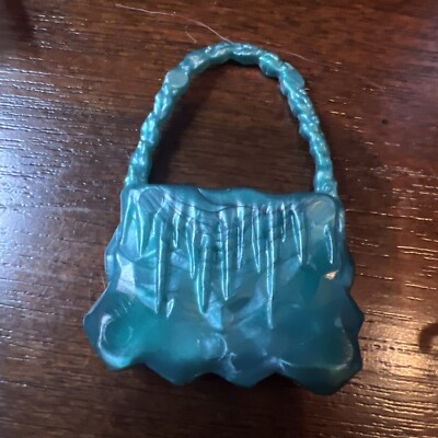 Ever After High Doll Madeline Hatter Epic Winter Blue Purse