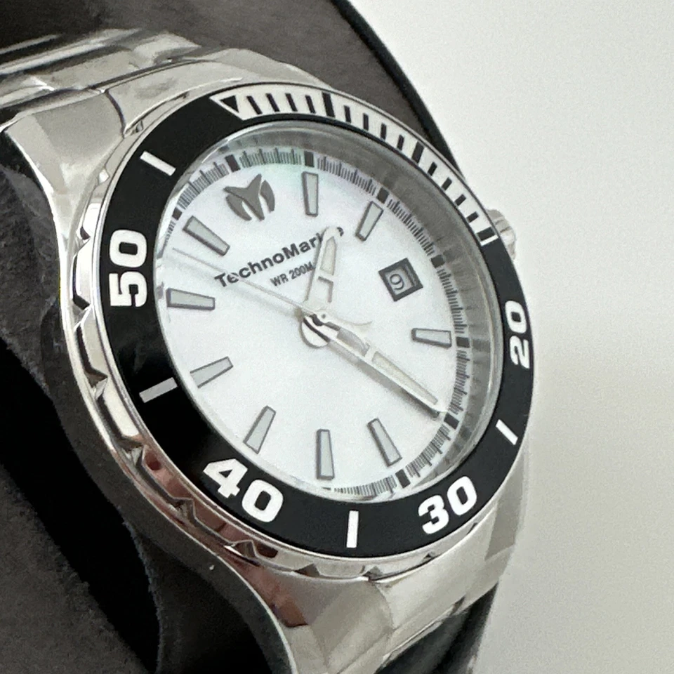 Кварцевые повседневные часы Technomarine 'Manta' из нержавеющей стали серебристые TM-215048 - Изображение 4 из 4