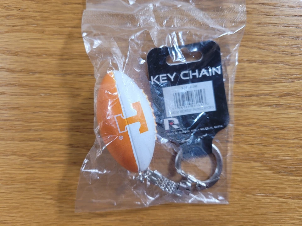 TENNESSEE VOLUNTEERS Quality Heavy Resin Football Key Ring Keychain - BRAND NEW - Image 2 of 4